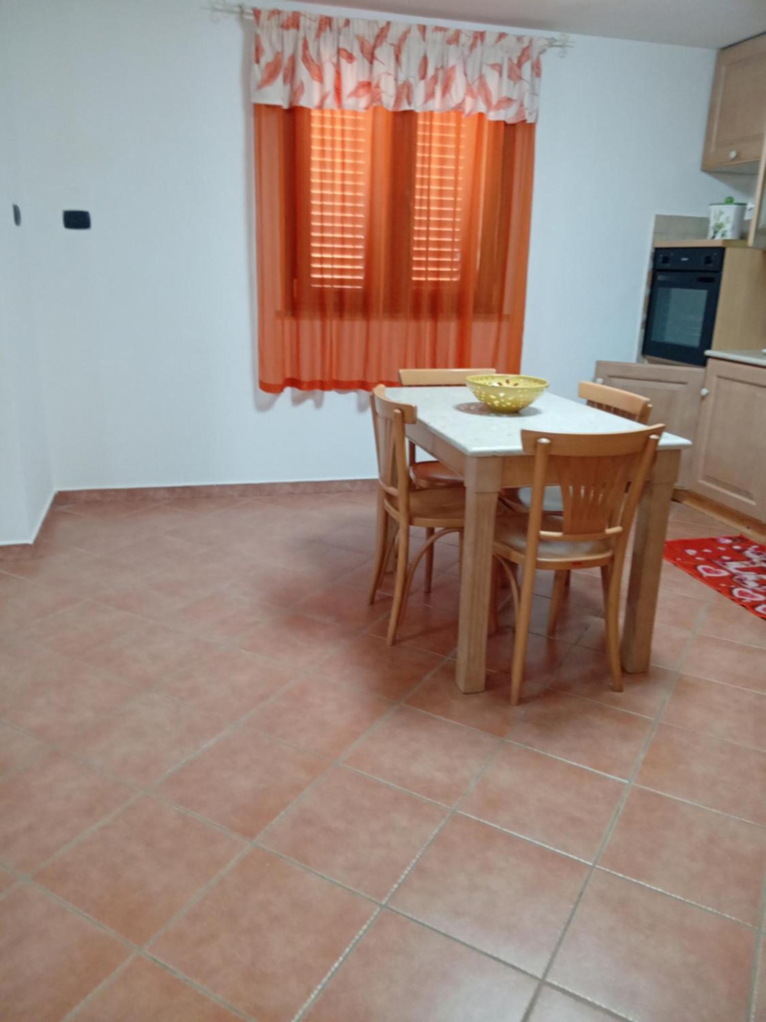 Casa Antonella Apartamento Porto Torres Exterior foto